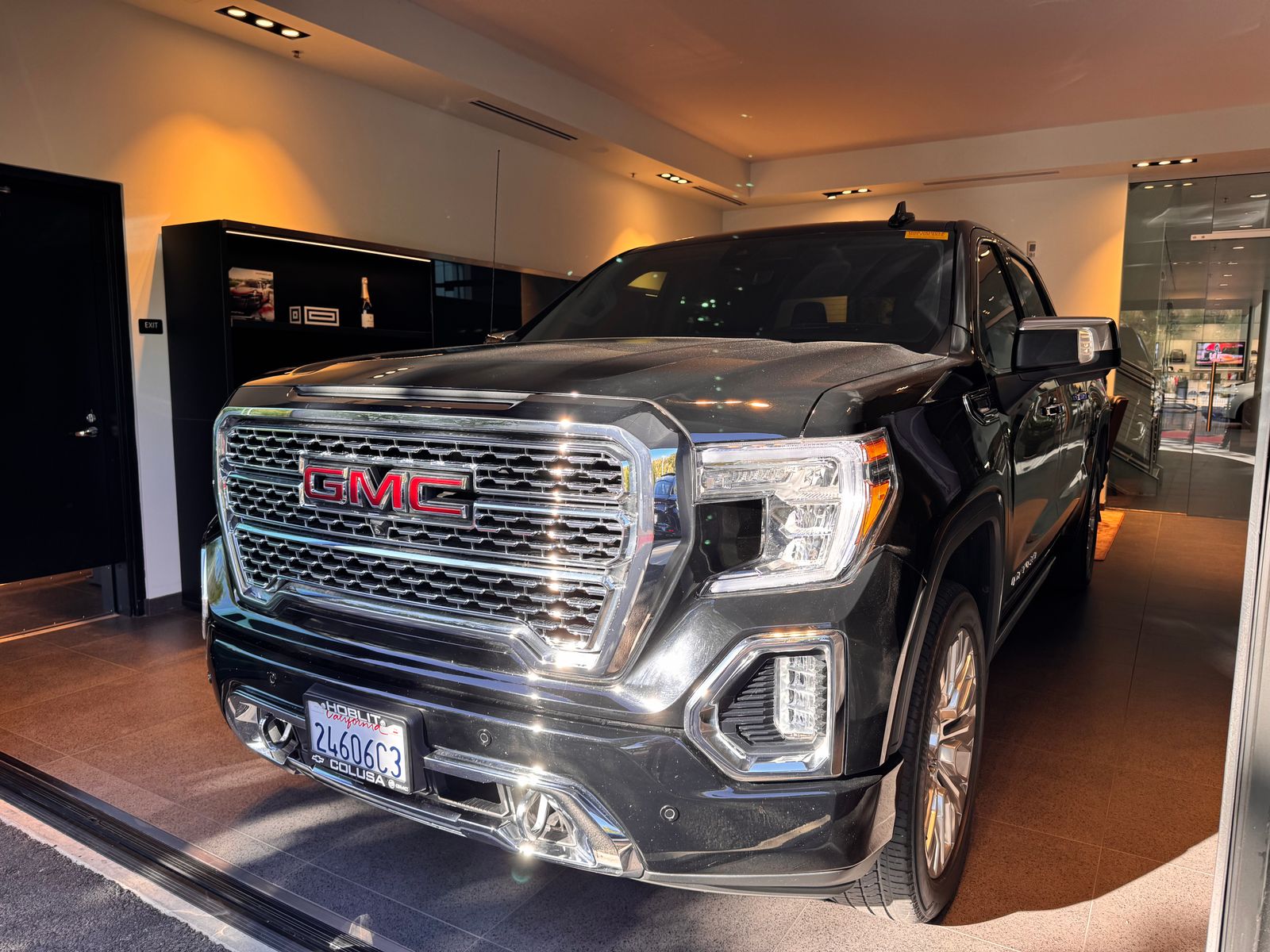 2021 GMC Sierra 1500 Denali — foto completa 1 de 10