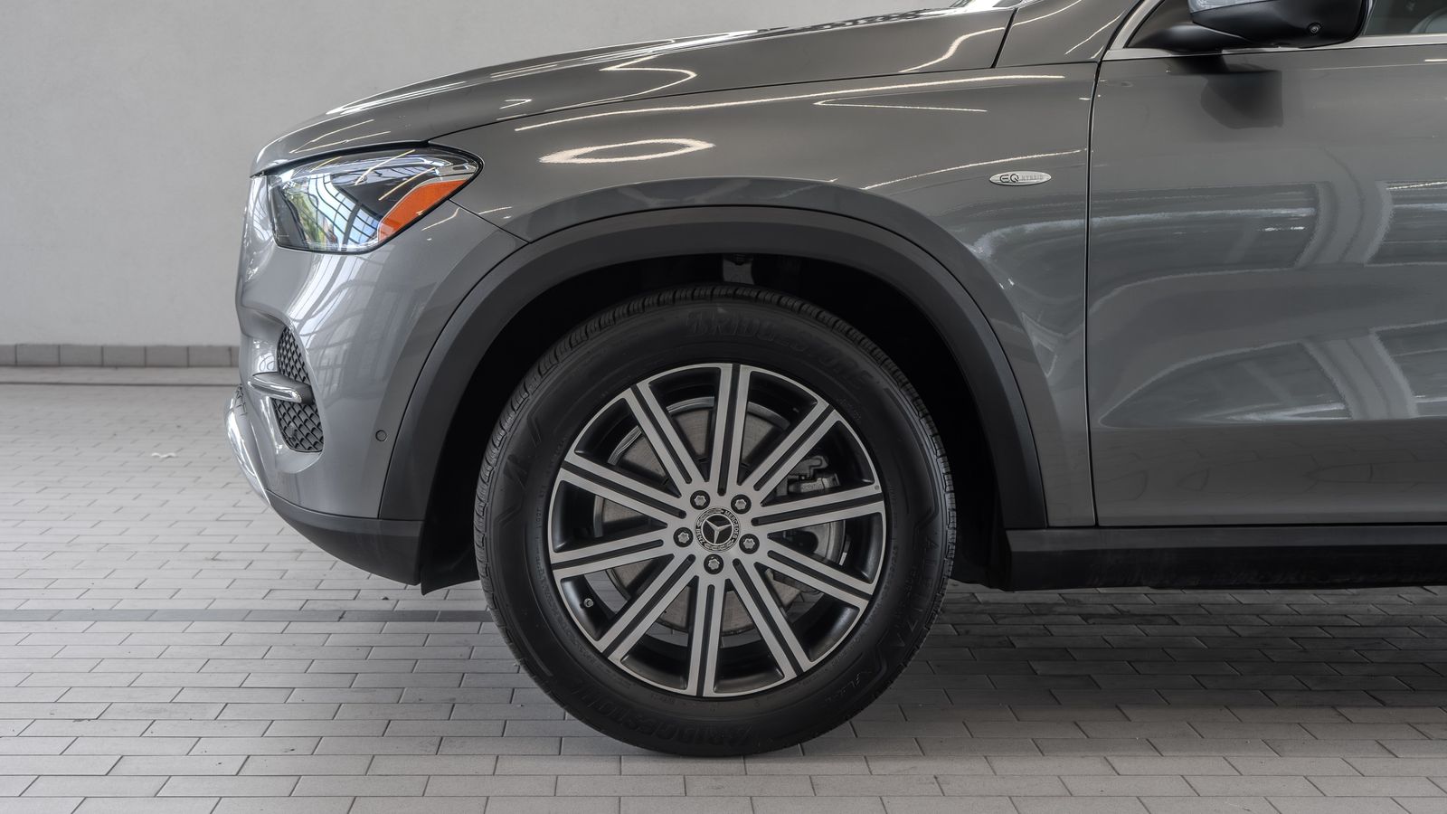 2025 Mercedes-Benz GLE GLE 450e — foto completa 4 de 35