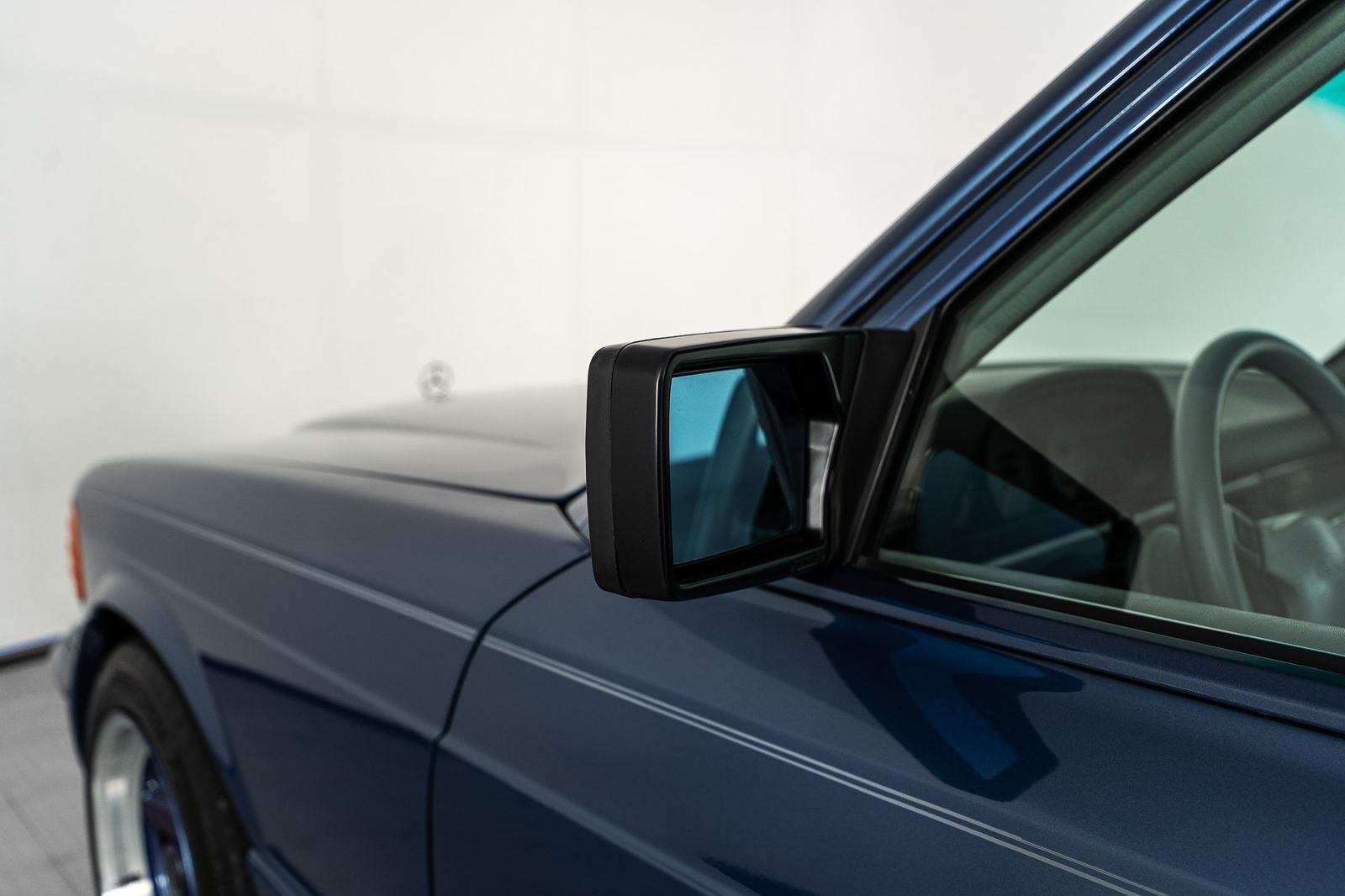 1984 Mercedes-Benz 500-Class 500 SEL — foto completa 56 de 58