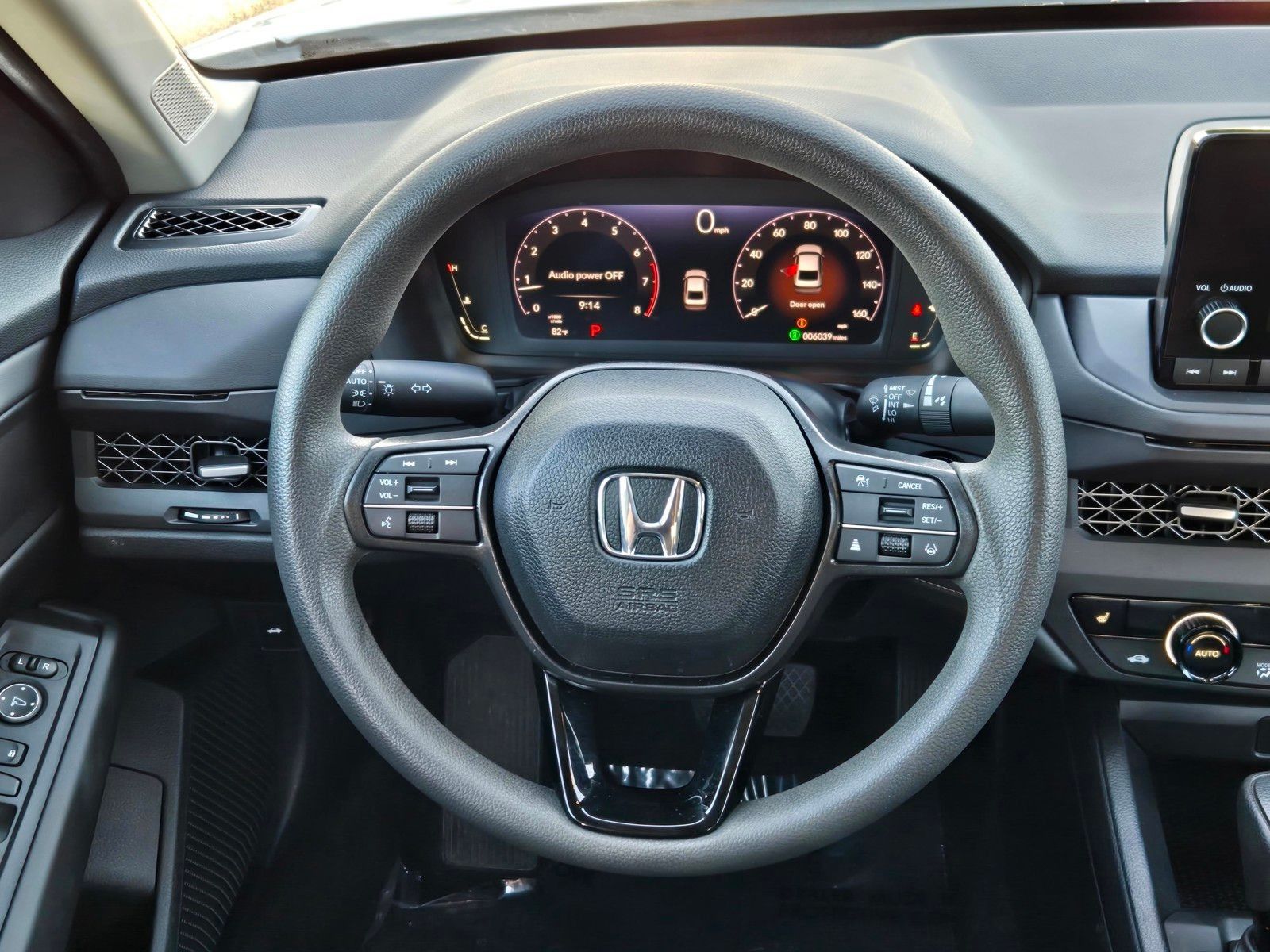 2025 Honda Accord SE — foto completa 15 de 28