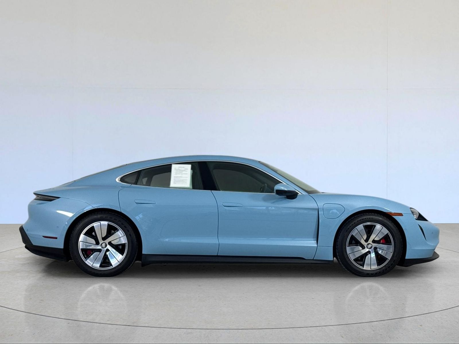 2024 Porsche Taycan 4S — full photo 10 of 29