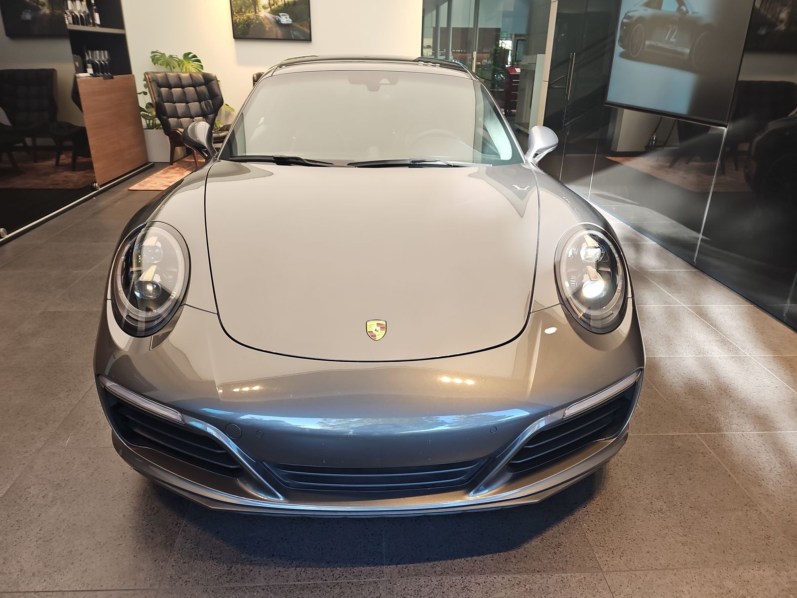 2019 Porsche 911 Carrera — full photo 1 of 12