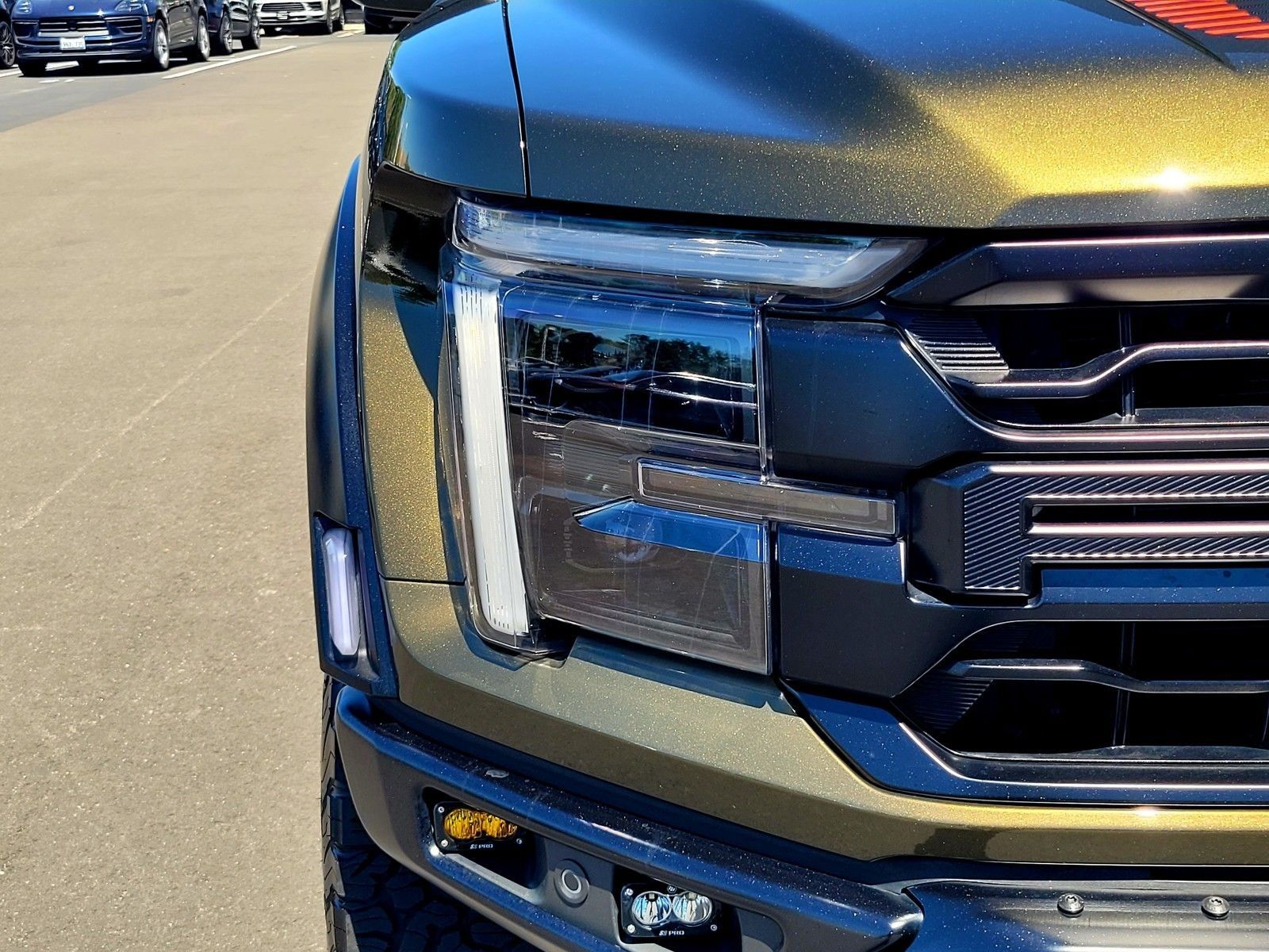 2024 Ford F-150 Raptor — foto completa 12 de 46