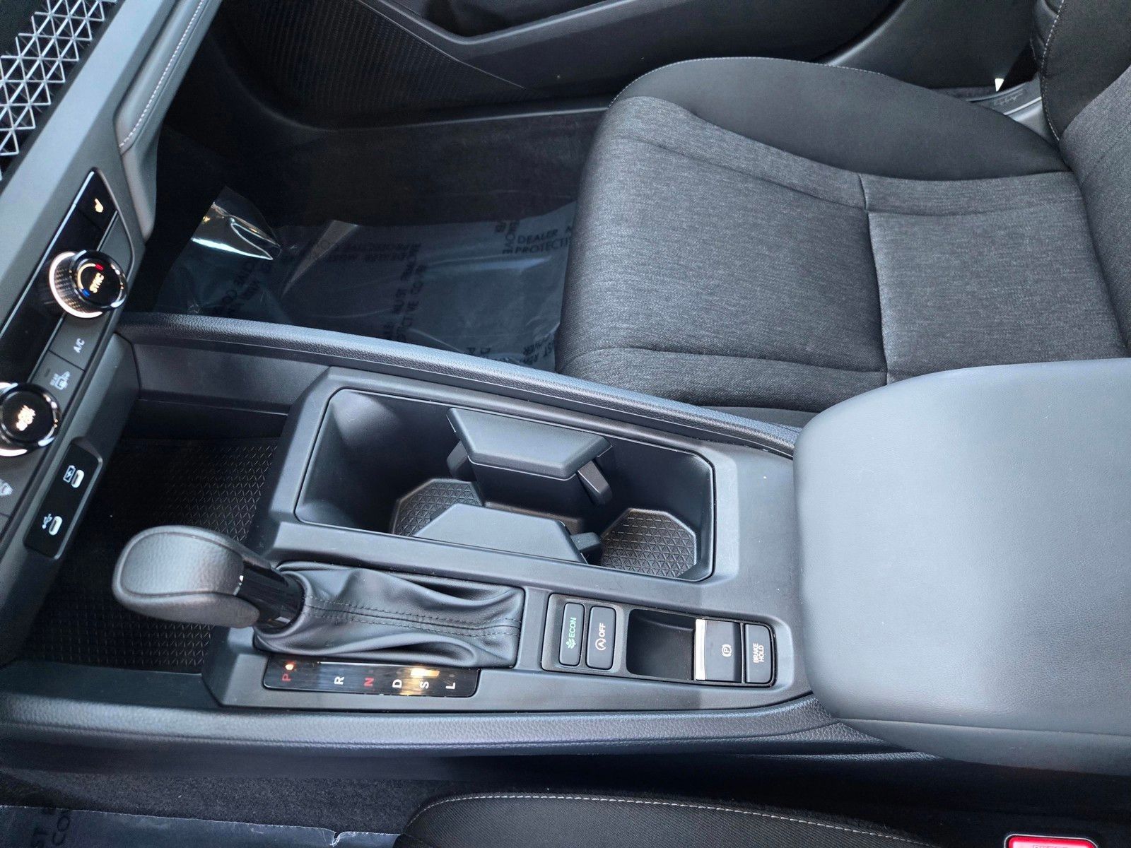 2025 Honda Accord SE — foto completa 24 de 28