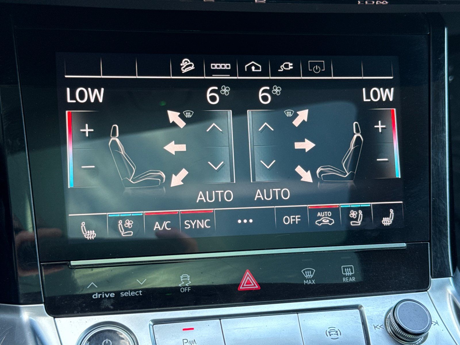 2024 Audi Q8 e-tron Premium Plus — full photo 21 of 29