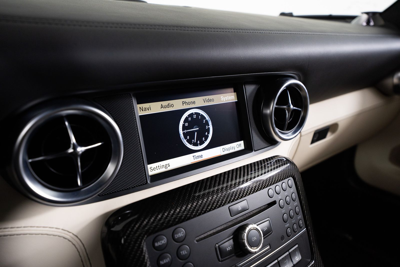 2012 Mercedes-Benz SLS AMG® — foto completa 38 de 58
