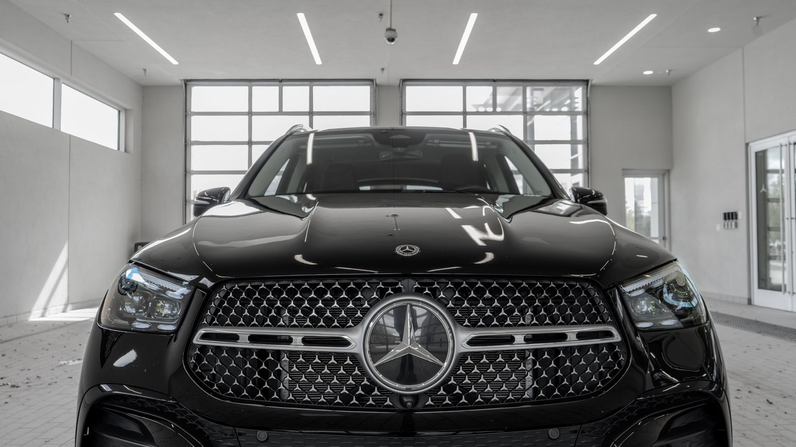 2025 Mercedes-Benz GLE GLE 450 — full photo 23 of 34
