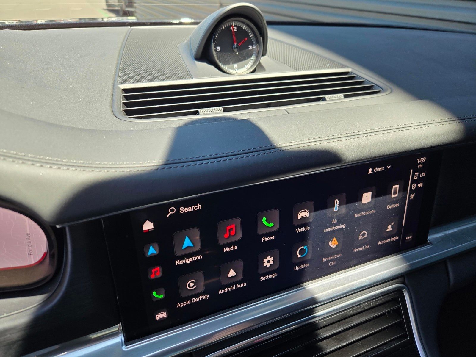 2023 Porsche Panamera 4 Platinum Edition — full photo 21 of 27