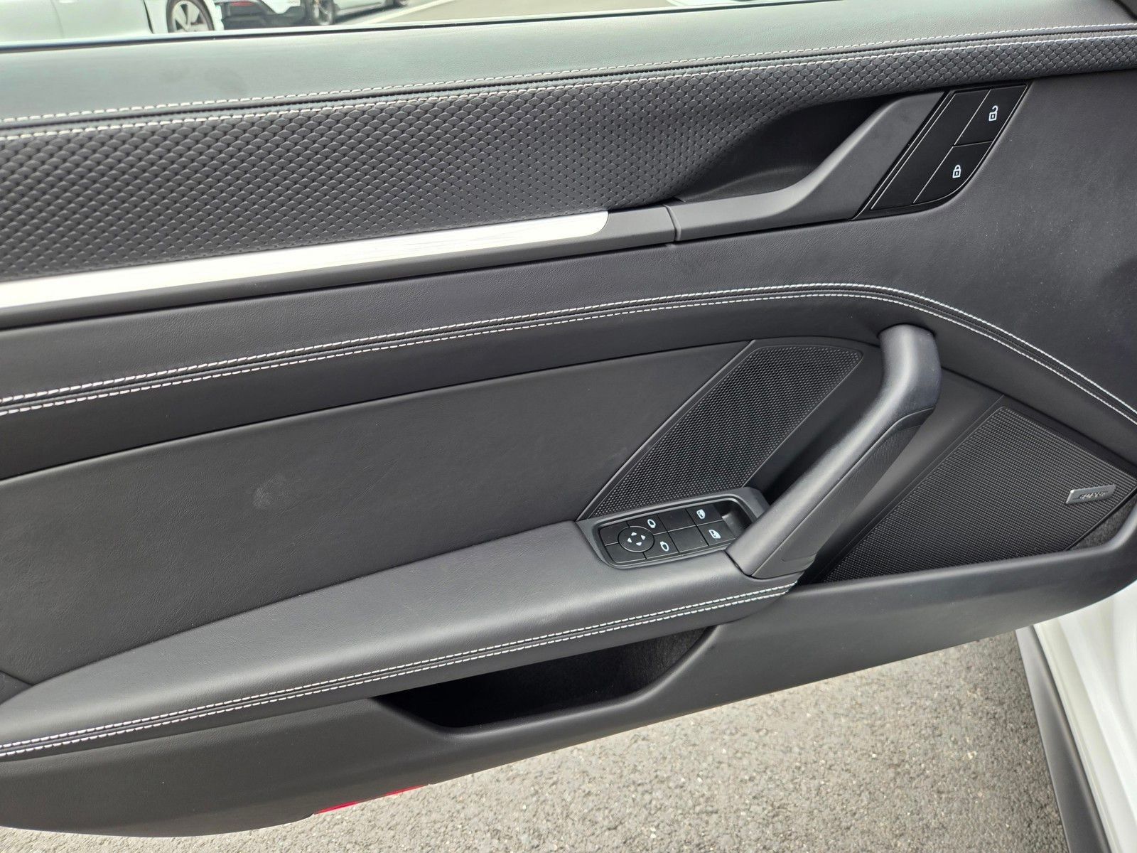 2022 Porsche 911 GT3 — full photo 19 of 27