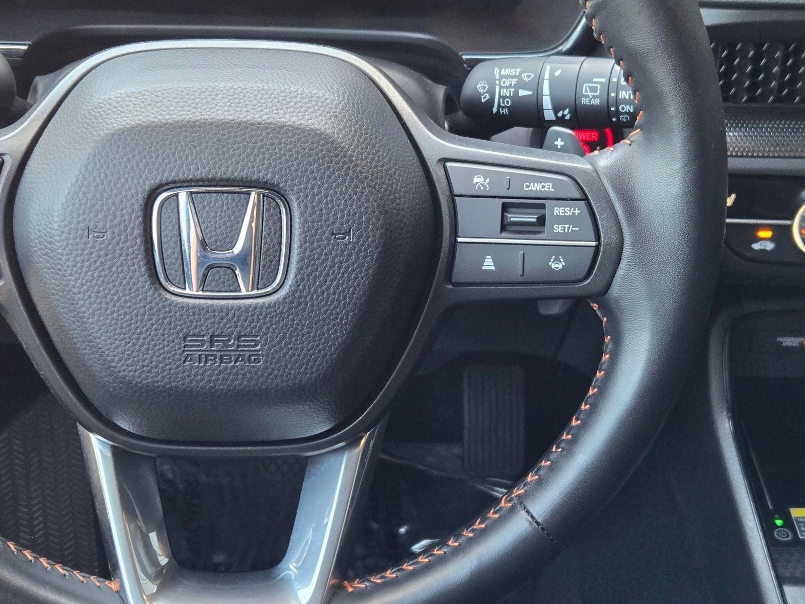 2025 Honda CR-V Hybrid Sport-L — foto completa 17 de 28