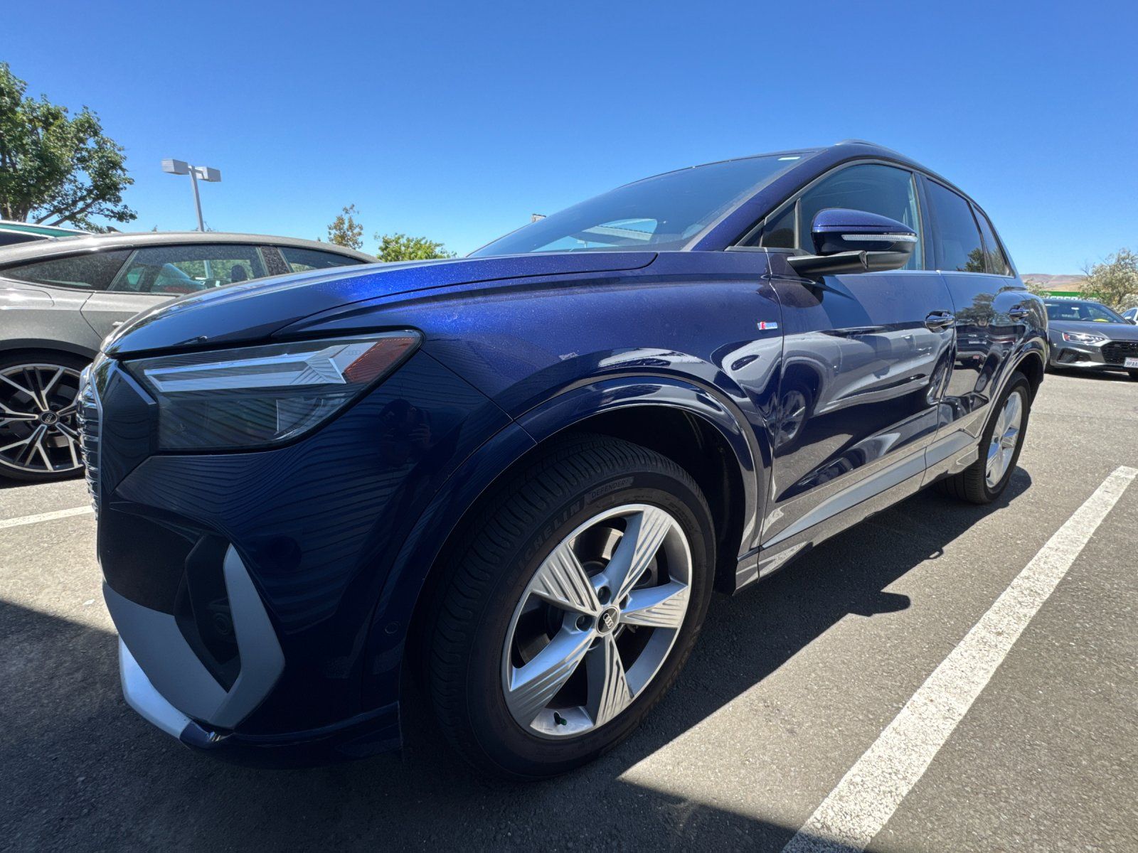 2023 Audi Q4 e-tron Premium Plus — foto completa 2 de 3
