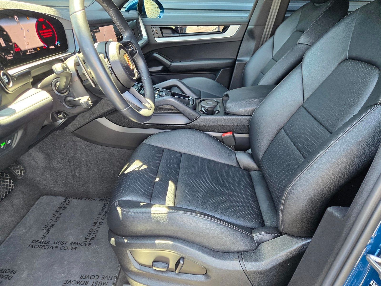 2025 Porsche Cayenne Base — foto completa 25 de 45