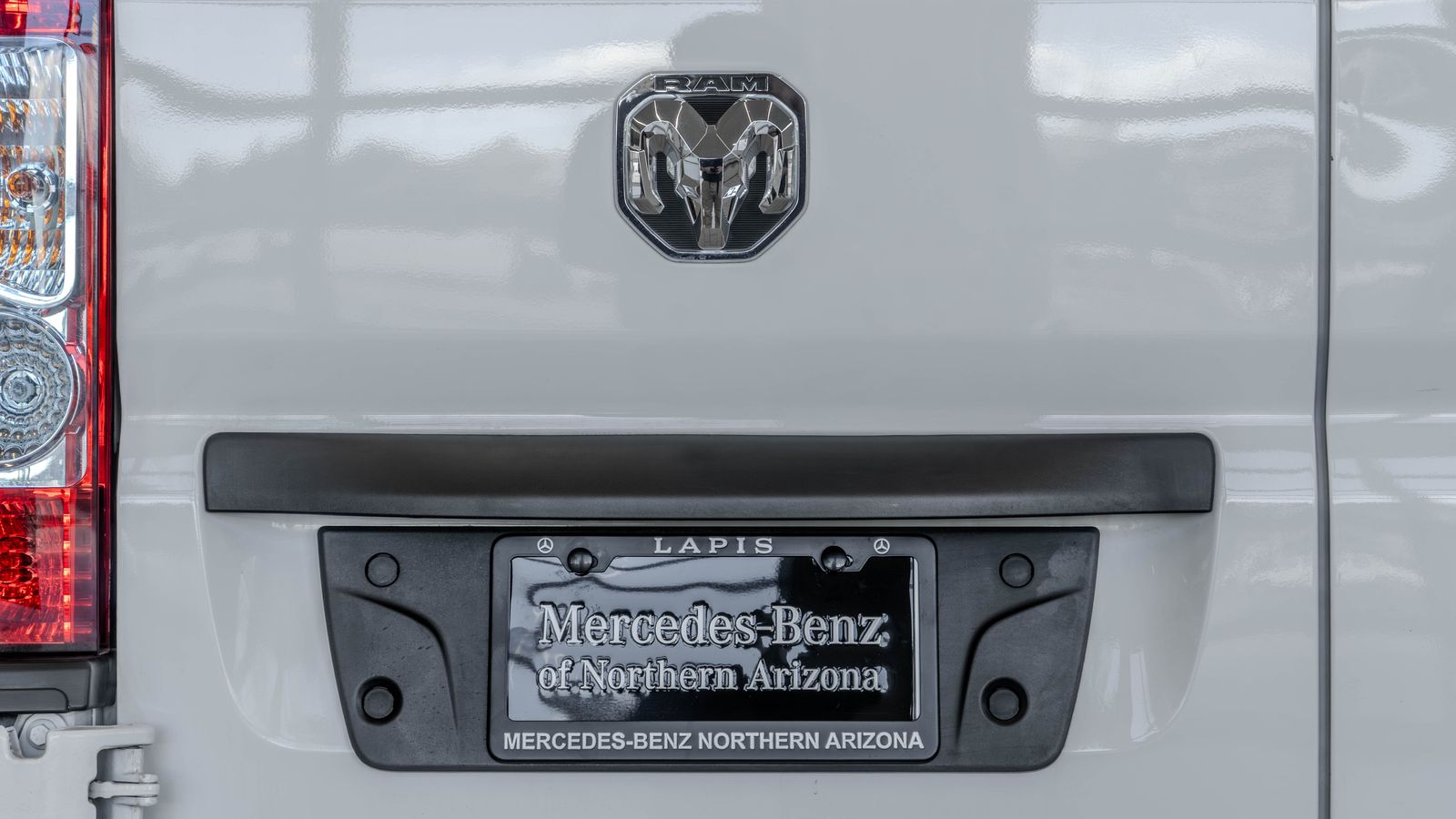 2025 Ram ProMaster 2500 High Roof — foto completa 15 de 34