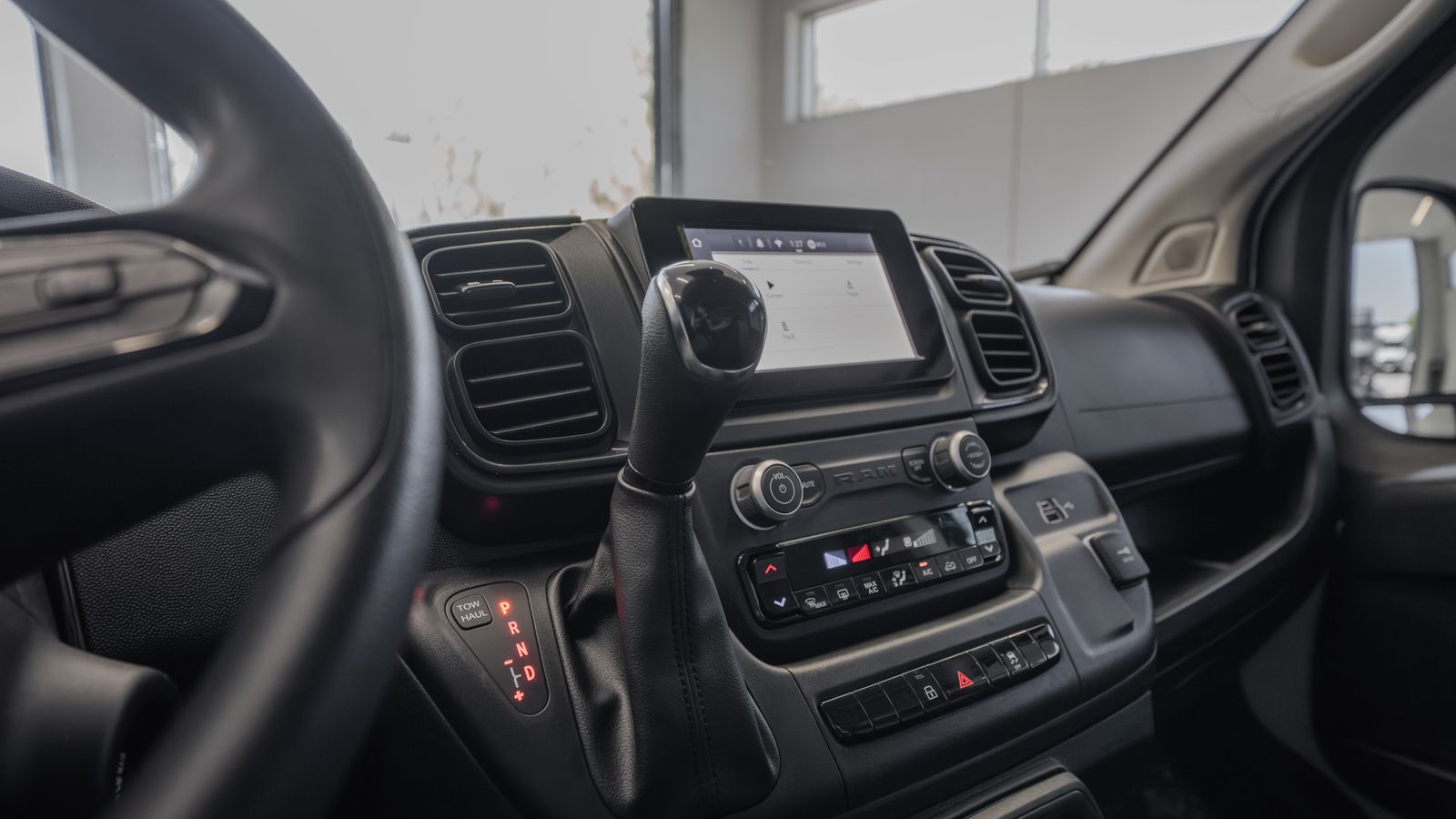 2025 Ram ProMaster 2500 Base — full photo 32 of 33