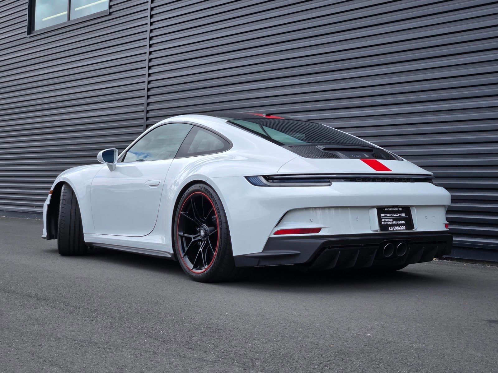 2022 Porsche 911 GT3 — full photo 3 of 27