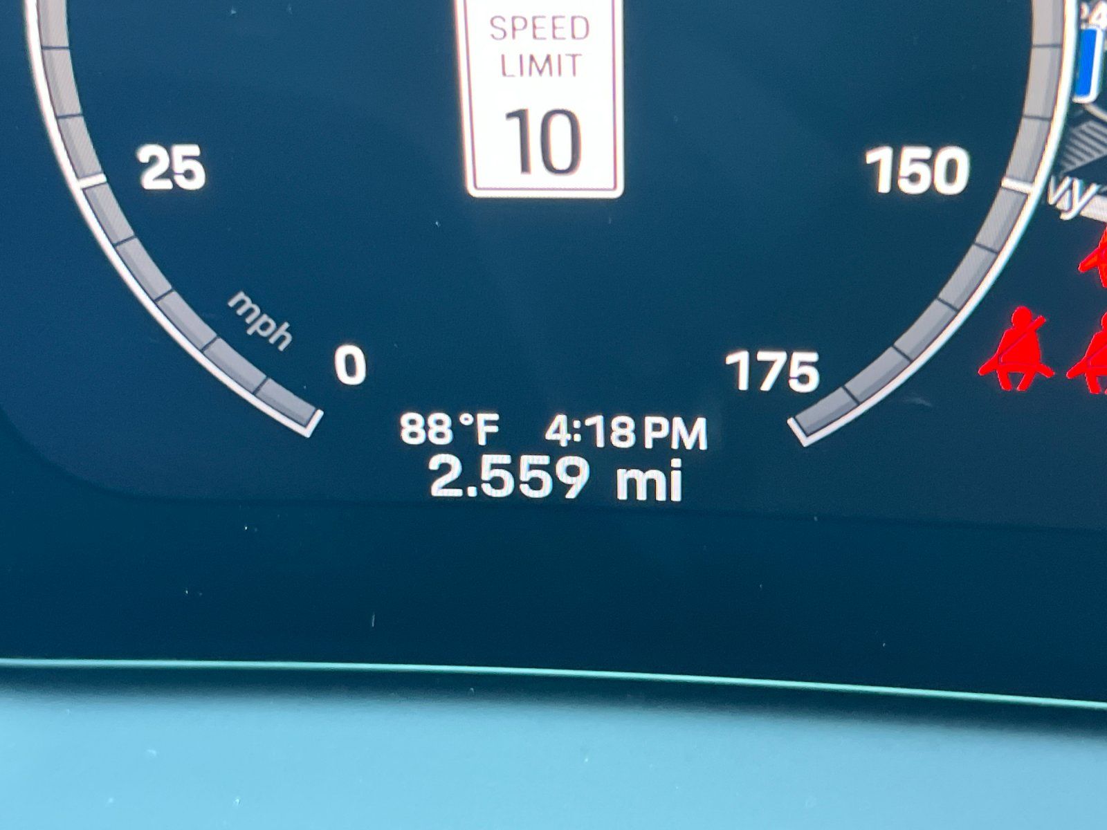2026 Porsche Cayenne Coupe Base — full photo 26 of 29