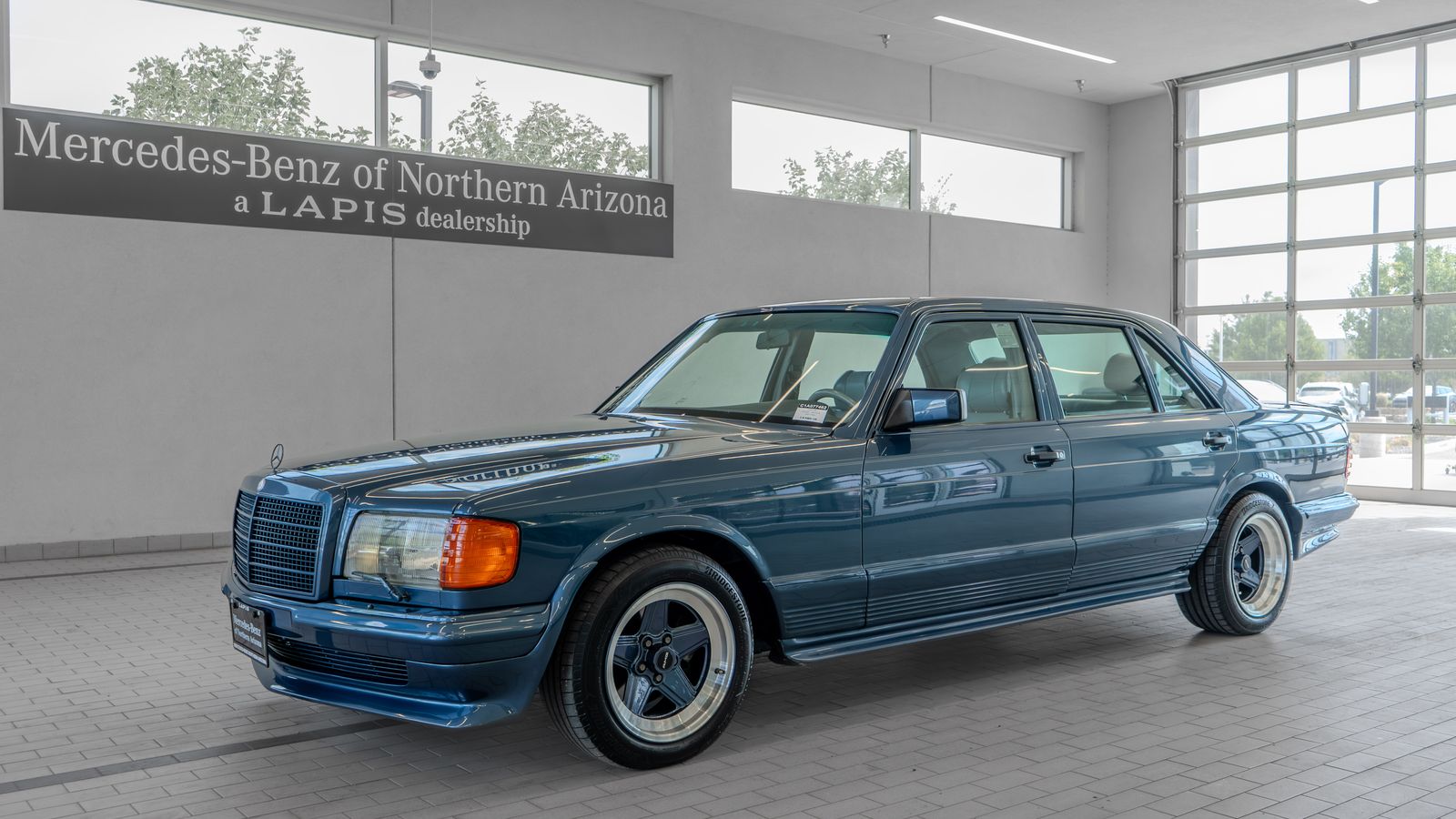1984 Mercedes 500 SEL — foto completa 3 de 46