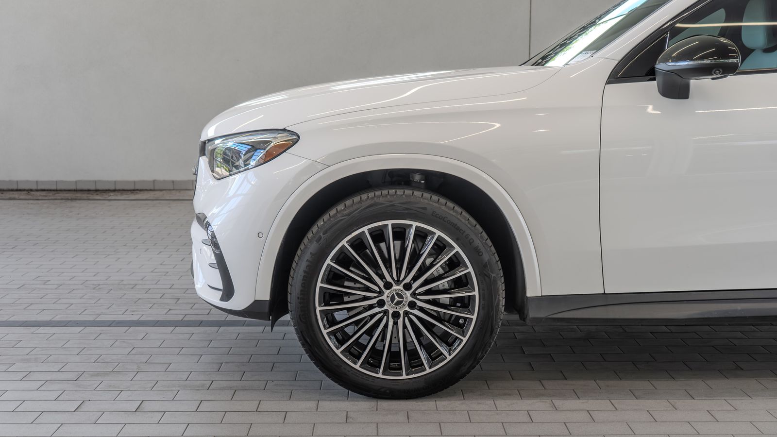 2024 Mercedes-Benz GLC GLC 300 Coupe — full photo 4 of 35