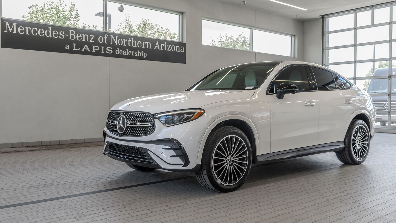 2024 Mercedes-Benz GLC GLC 300 Coupe — foto completa 3 de 35
