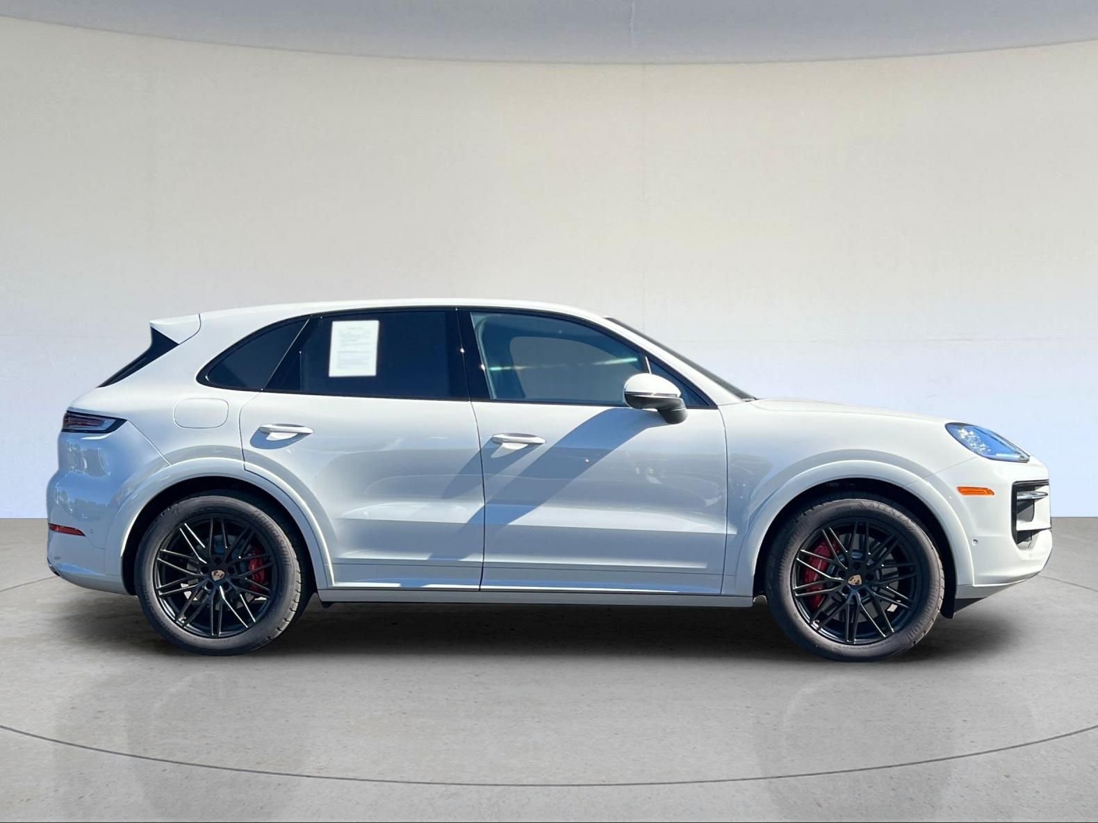 2026 Porsche Cayenne S — foto completa 10 de 30