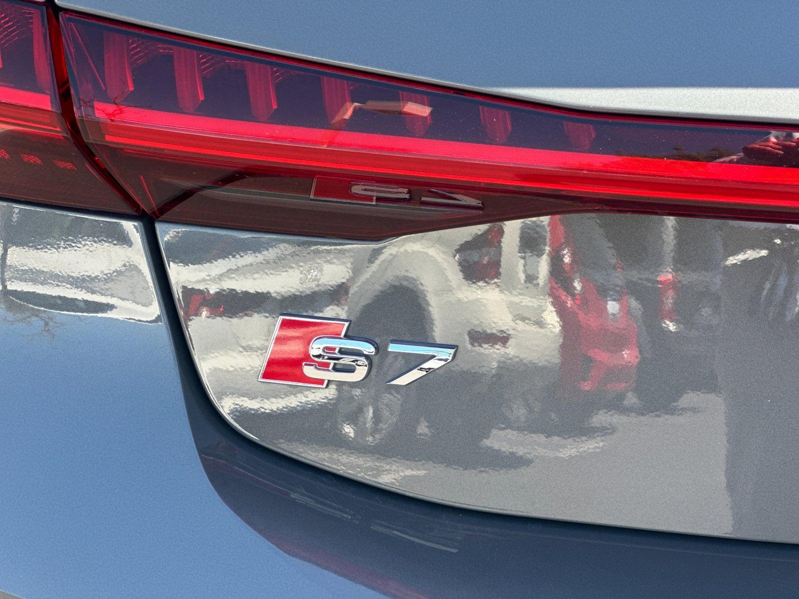 2024 Audi S7 2.9T Premium Plus — foto completa 26 de 28