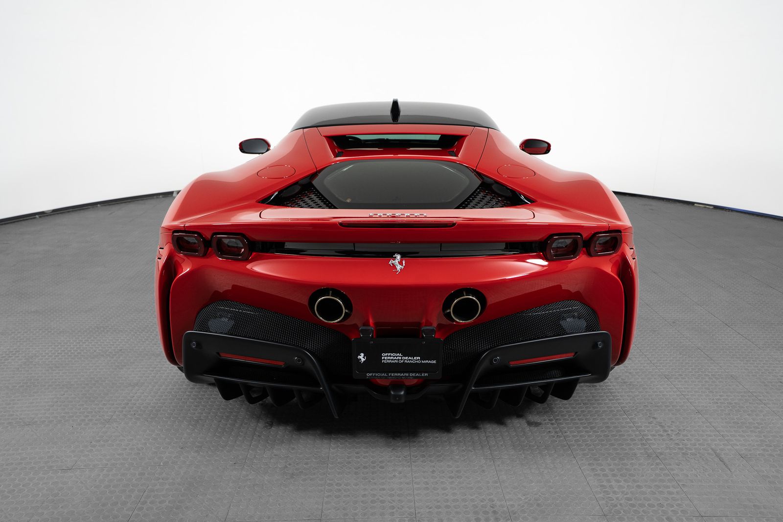 2021 Ferrari SF90 Stradale — full photo 4 of 38