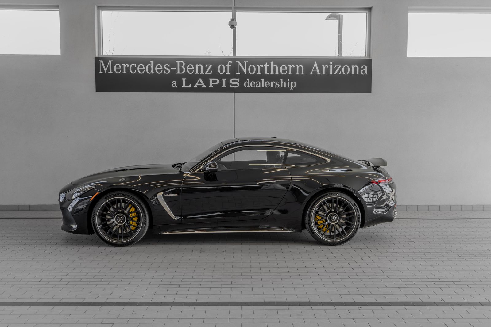 2025 Mercedes-Benz AMG® GT 63 Base — full photo 2 of 32