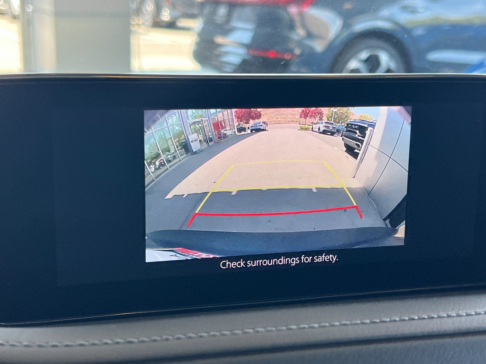 2021 Mazda CX-30 Turbo — foto completa 19 de 28