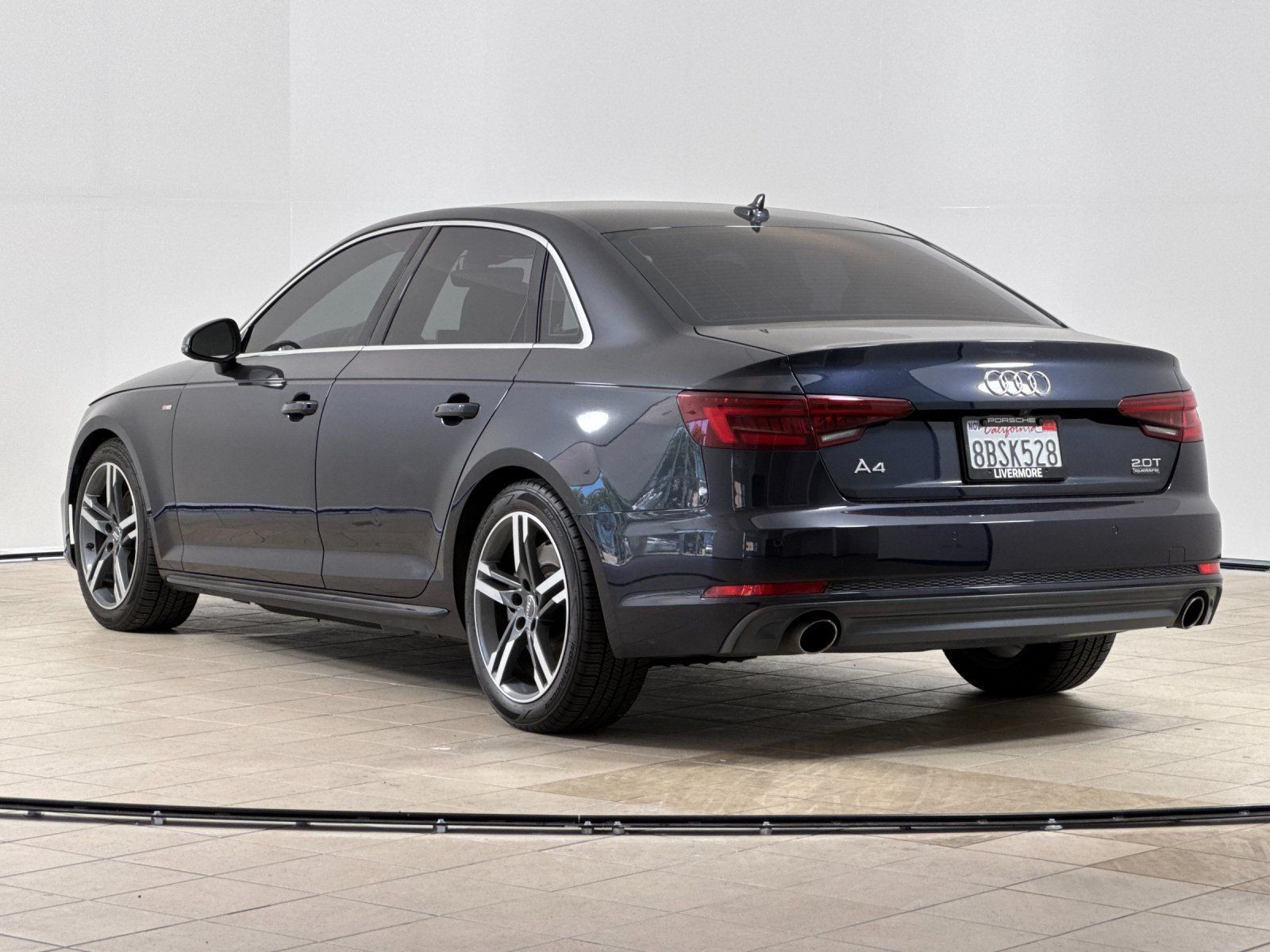 2018 Audi A4 2.0T Premium Plus — full photo 4 of 29