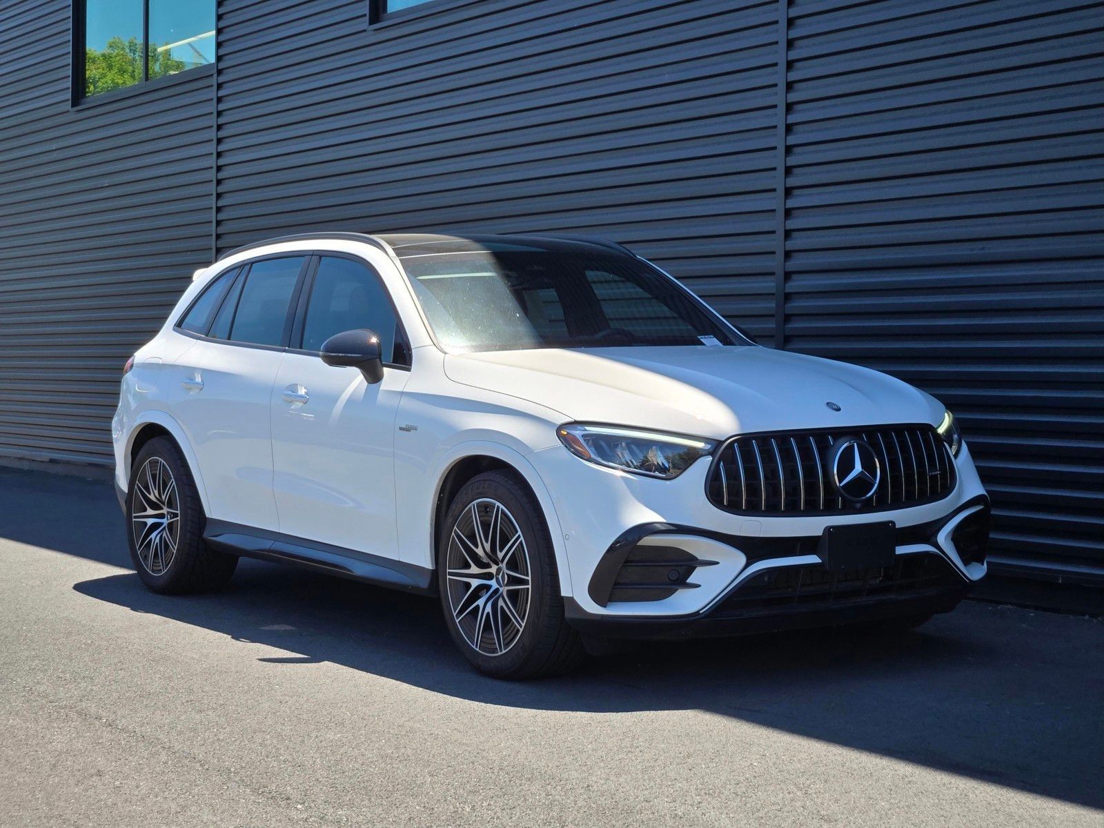 2025 Mercedes-Benz GLC GLC 43 AMG® — foto completa 9 de 27