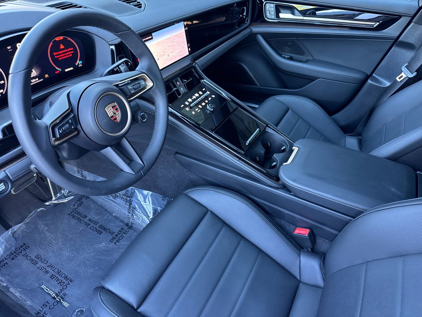 2025 Porsche Panamera 4 — full photo 5 of 29