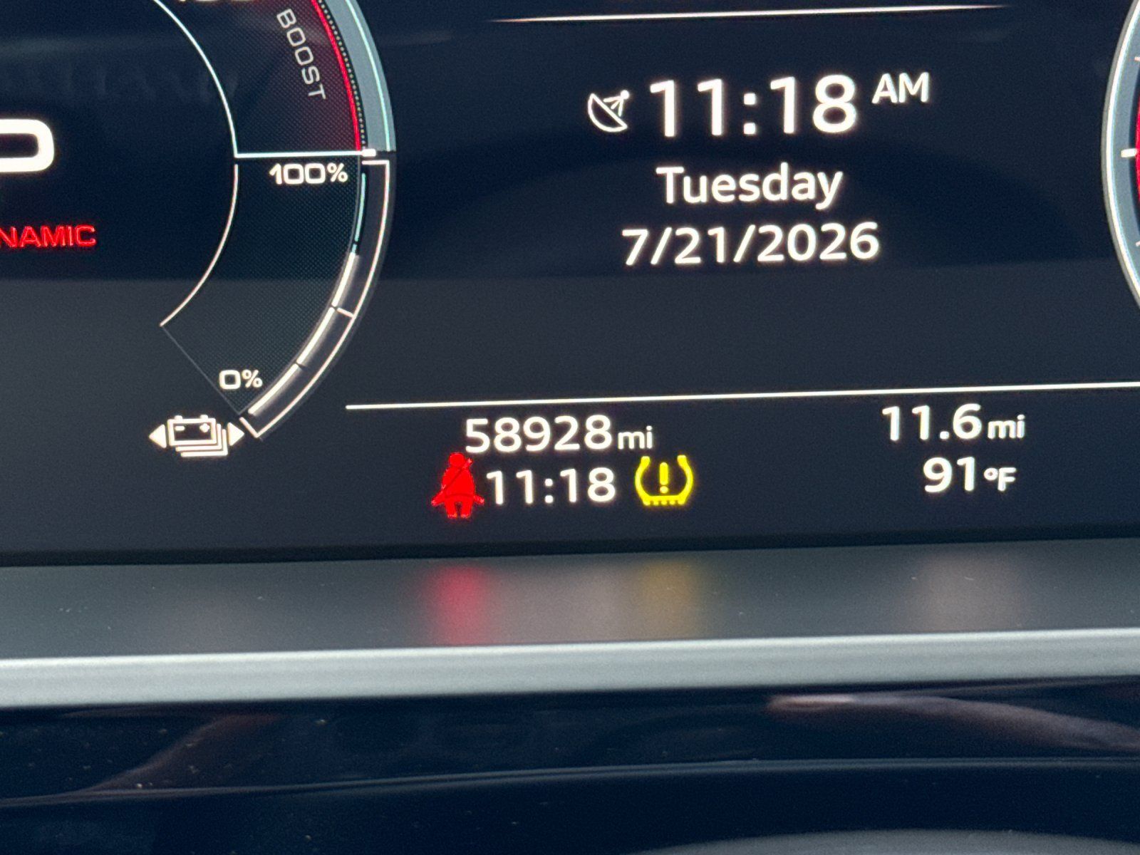 2024 Audi Q8 e-tron Prestige — foto completa 28 de 29