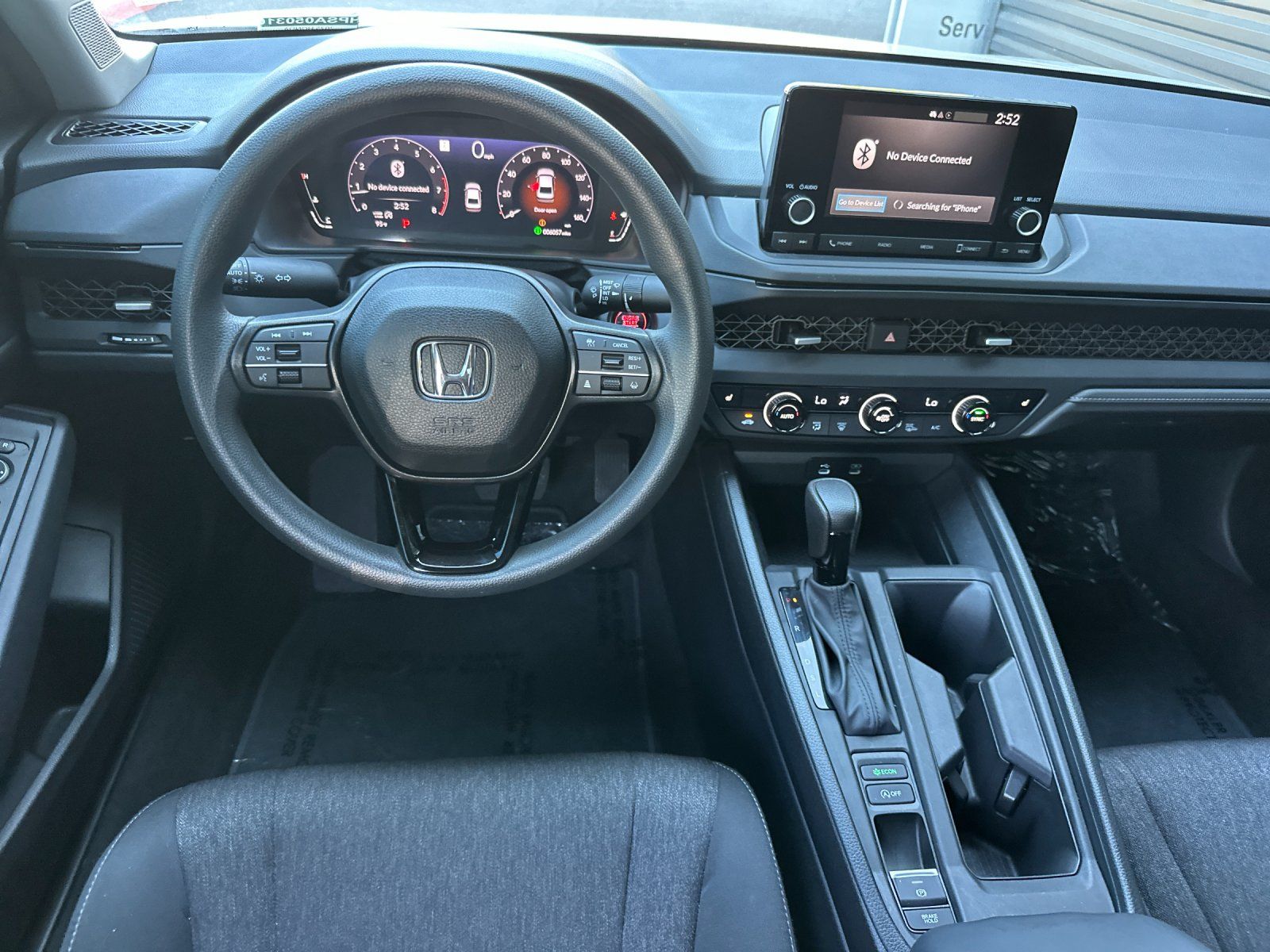 2025 Honda Accord SE — full photo 14 of 26
