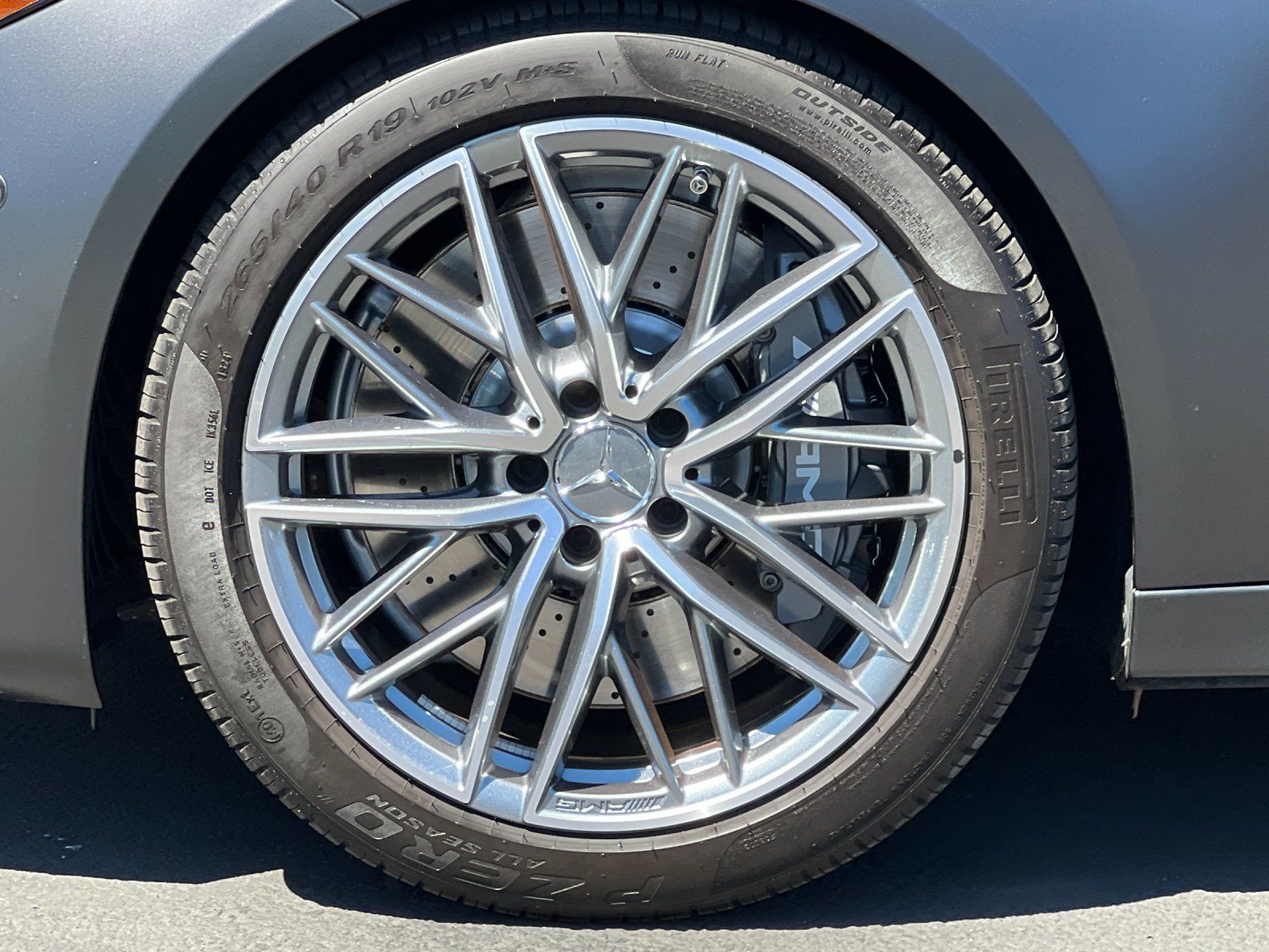 2025 Mercedes-Benz C-Class C 63 S AMG® — foto completa 24 de 27