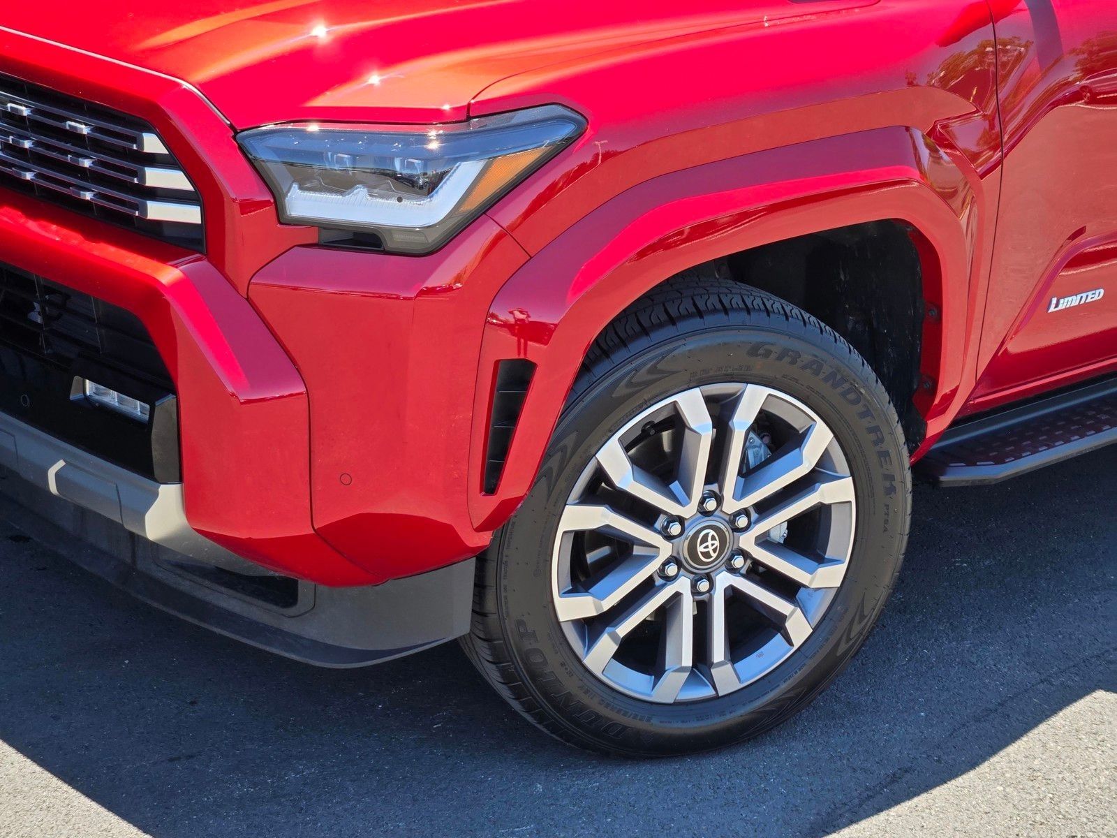 2026 Toyota 4Runner i-FORCE MAX Hybrid Limited — foto completa 9 de 45
