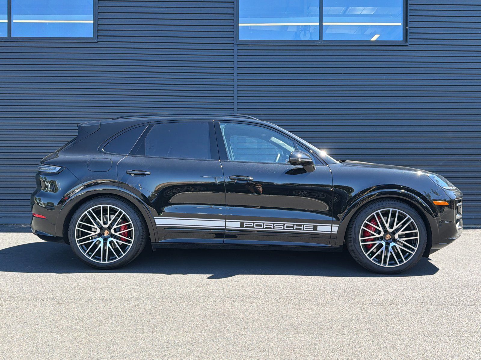 2026 Porsche Cayenne GTS — foto completa 10 de 27