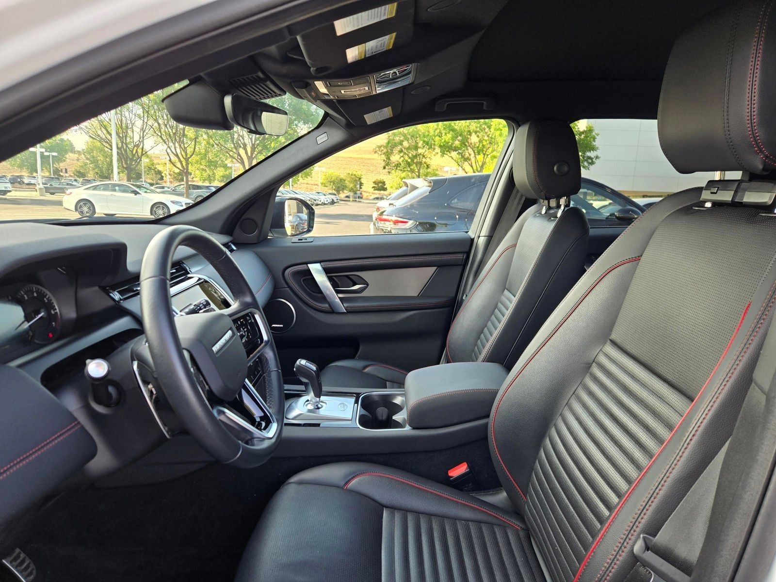 2023 Land Rover Discovery Sport SE R-Dynamic — foto completa 26 de 45