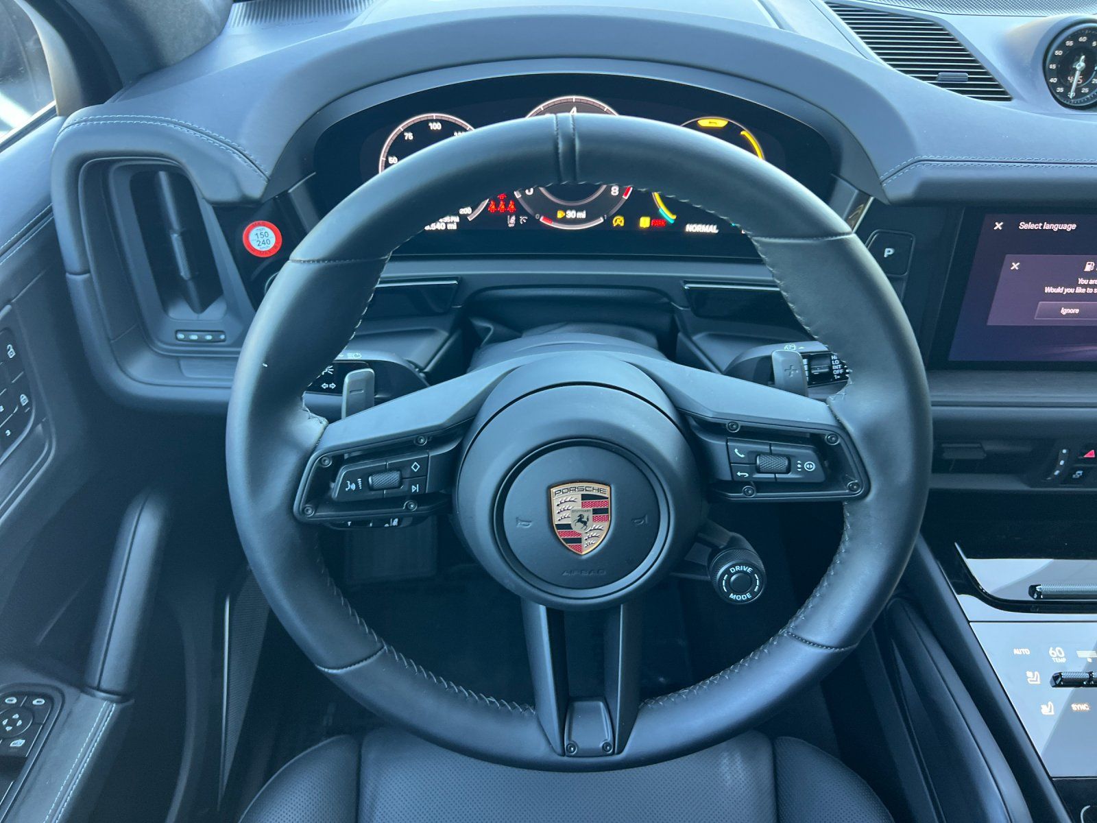 2026 Porsche Cayenne GTS — full photo 14 of 29