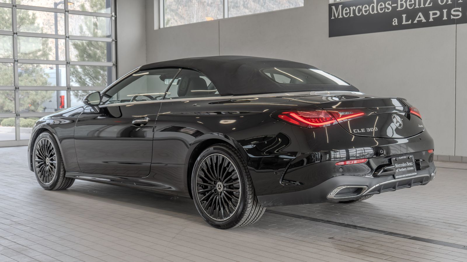 2025 Mercedes-Benz CLE CLE 300 — foto completa 34 de 37