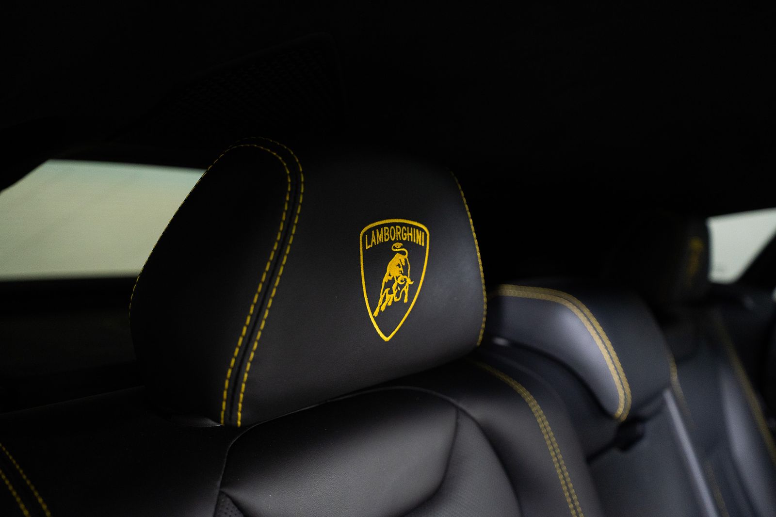 2020 Lamborghini Urus — foto completa 52 de 53
