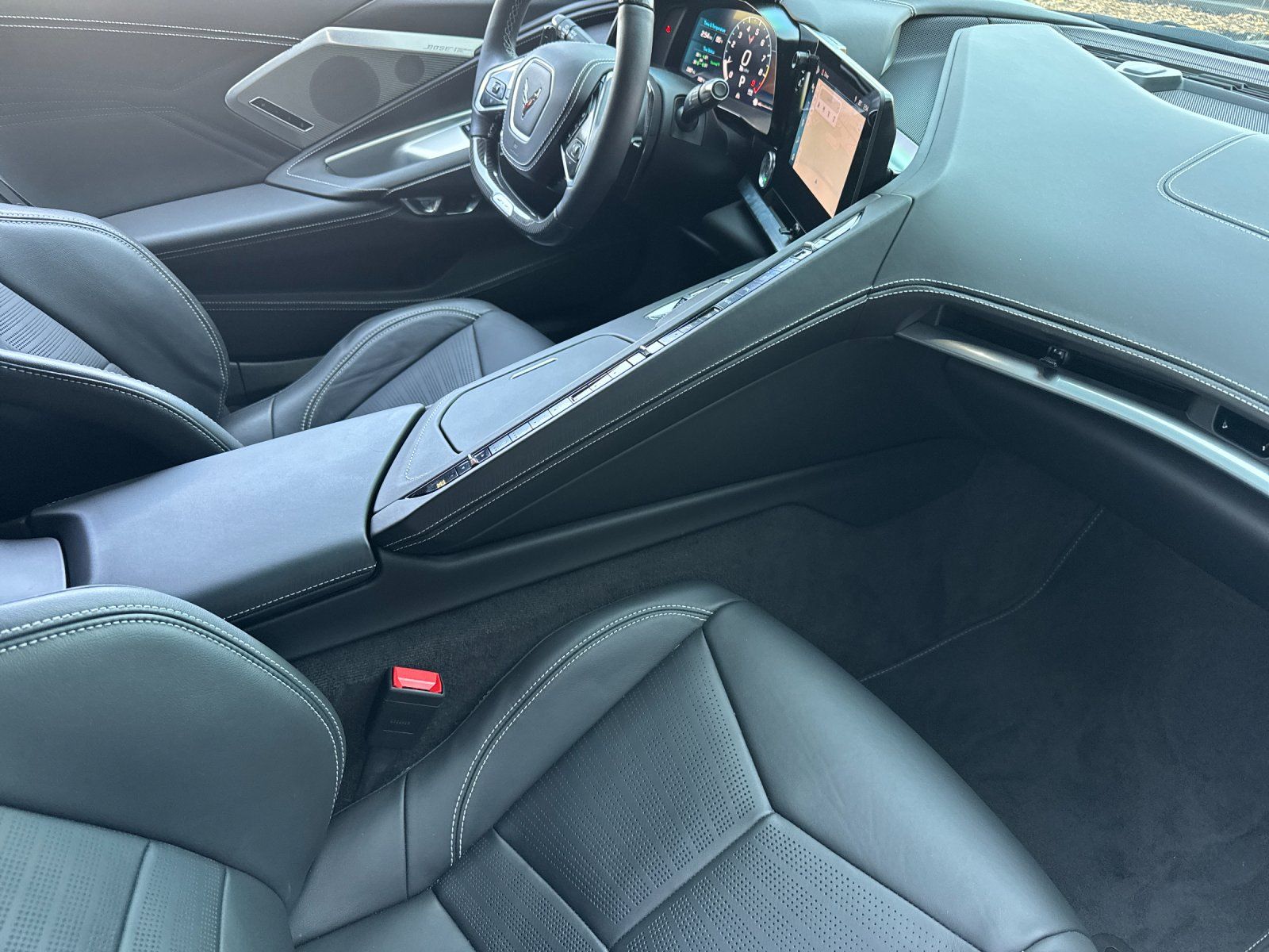 2024 Chevrolet Corvette Z06 — foto completa 12 de 26