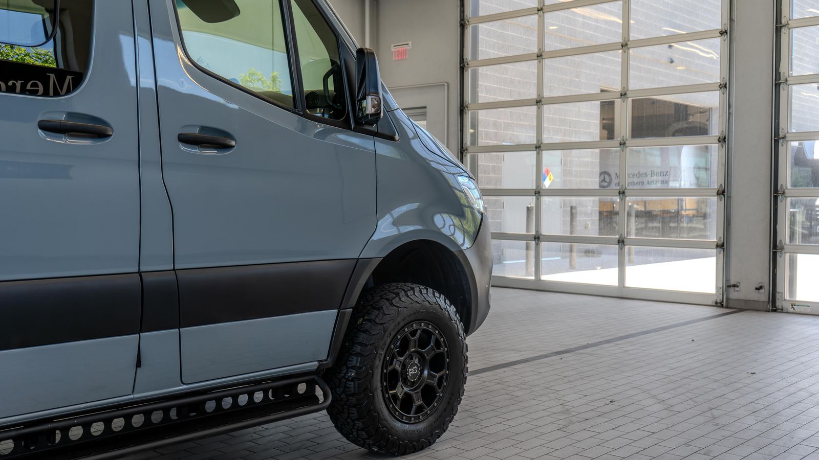 2023 Mercedes-Benz Sprinter 2500 Cargo 144 WB — foto completa 30 de 34