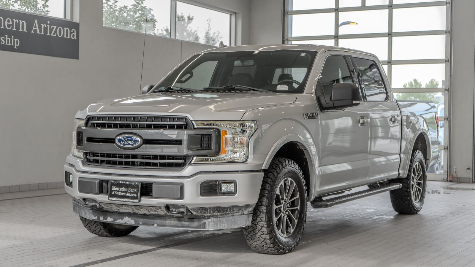 2018 Ford F-150 XLT — foto completa 24 de 33