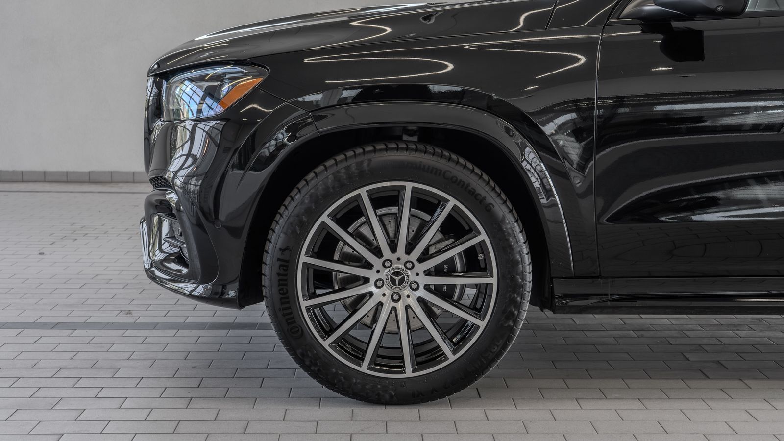 2025 Mercedes-Benz GLS GLS 450 — full photo 4 of 35