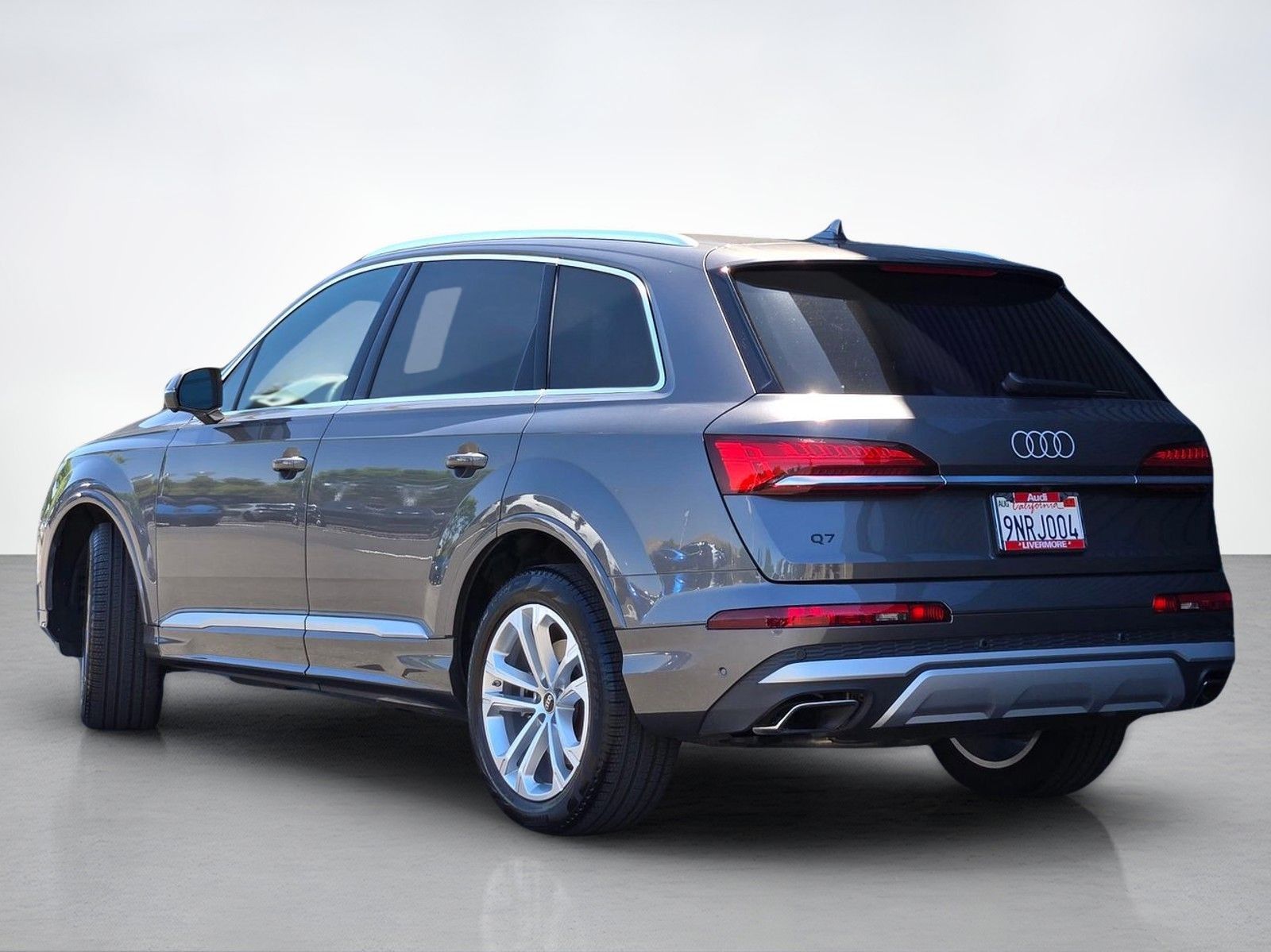 2025 Audi Q7 55 Premium Plus — foto completa 4 de 45