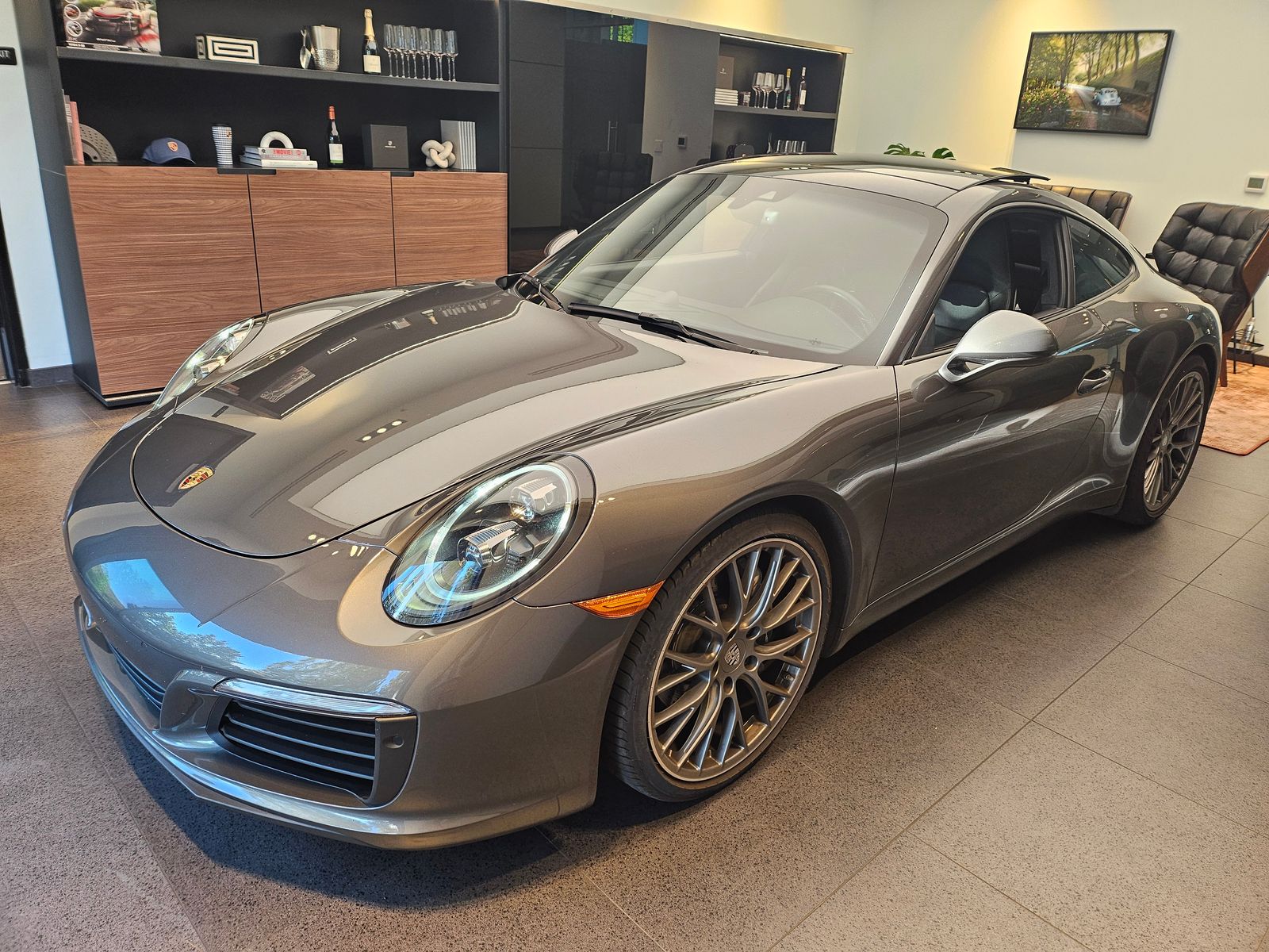 2019 Porsche 911 Carrera — full photo 2 of 12