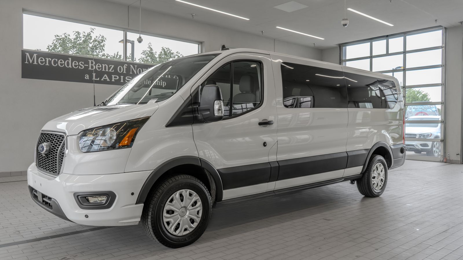 2024 Ford Transit-350 XLT — full photo 3 of 35