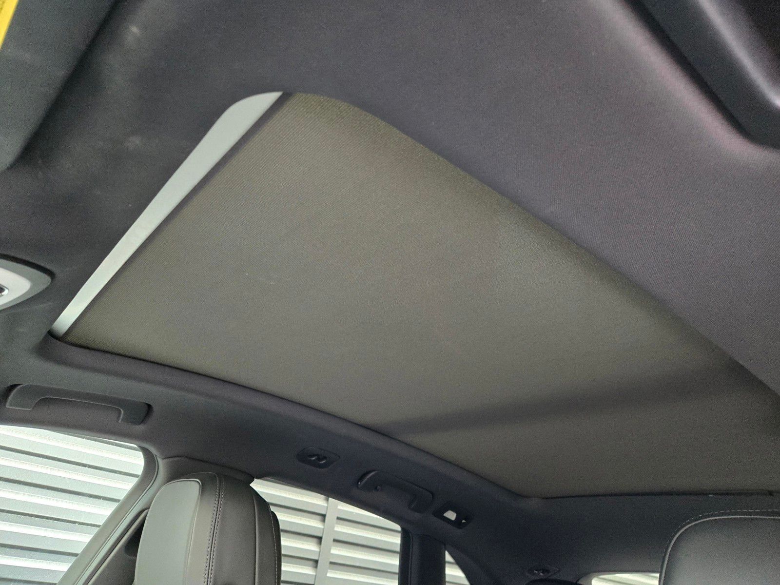 2022 Porsche Macan S — full photo 20 of 45