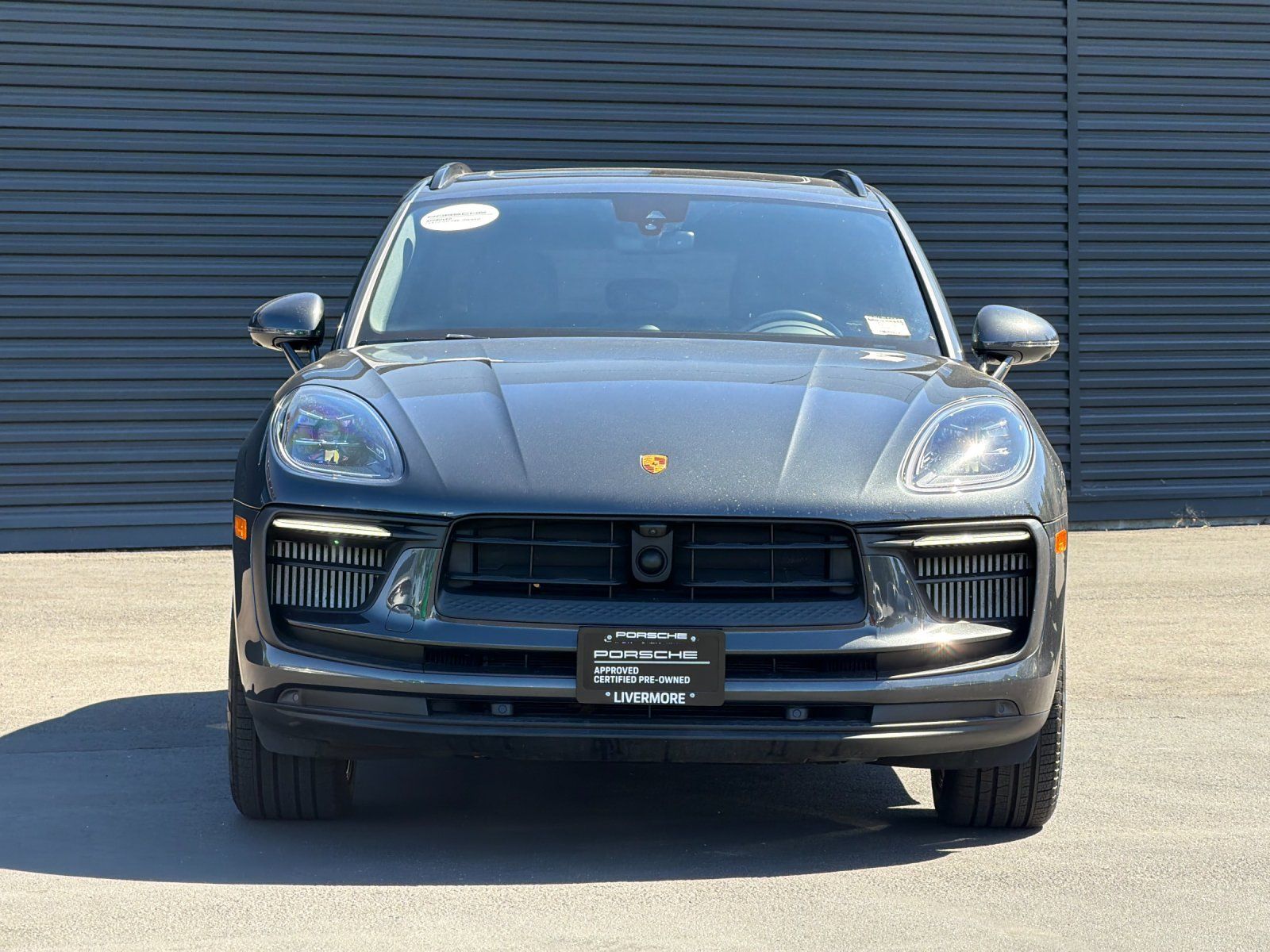 2024 Porsche Macan S — full photo 11 of 27