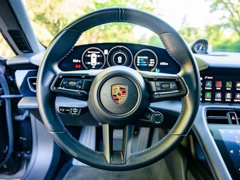 2021 Porsche Taycan Cross Turismo 4 — full photo 8 of 16